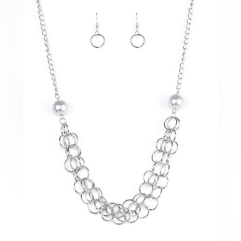 Paparazzi Daring Diva - Silver Necklace With Matching Earrings Nwt 8$